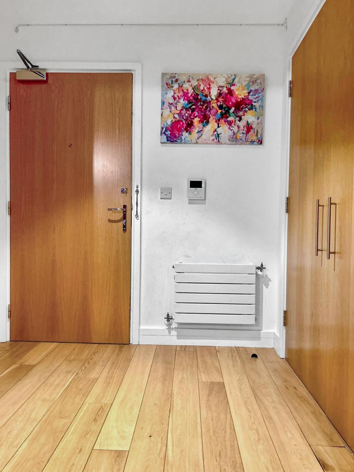 Appartamento Station 5 Minutes, Balcony , 10 Minutes To O2 Arena *